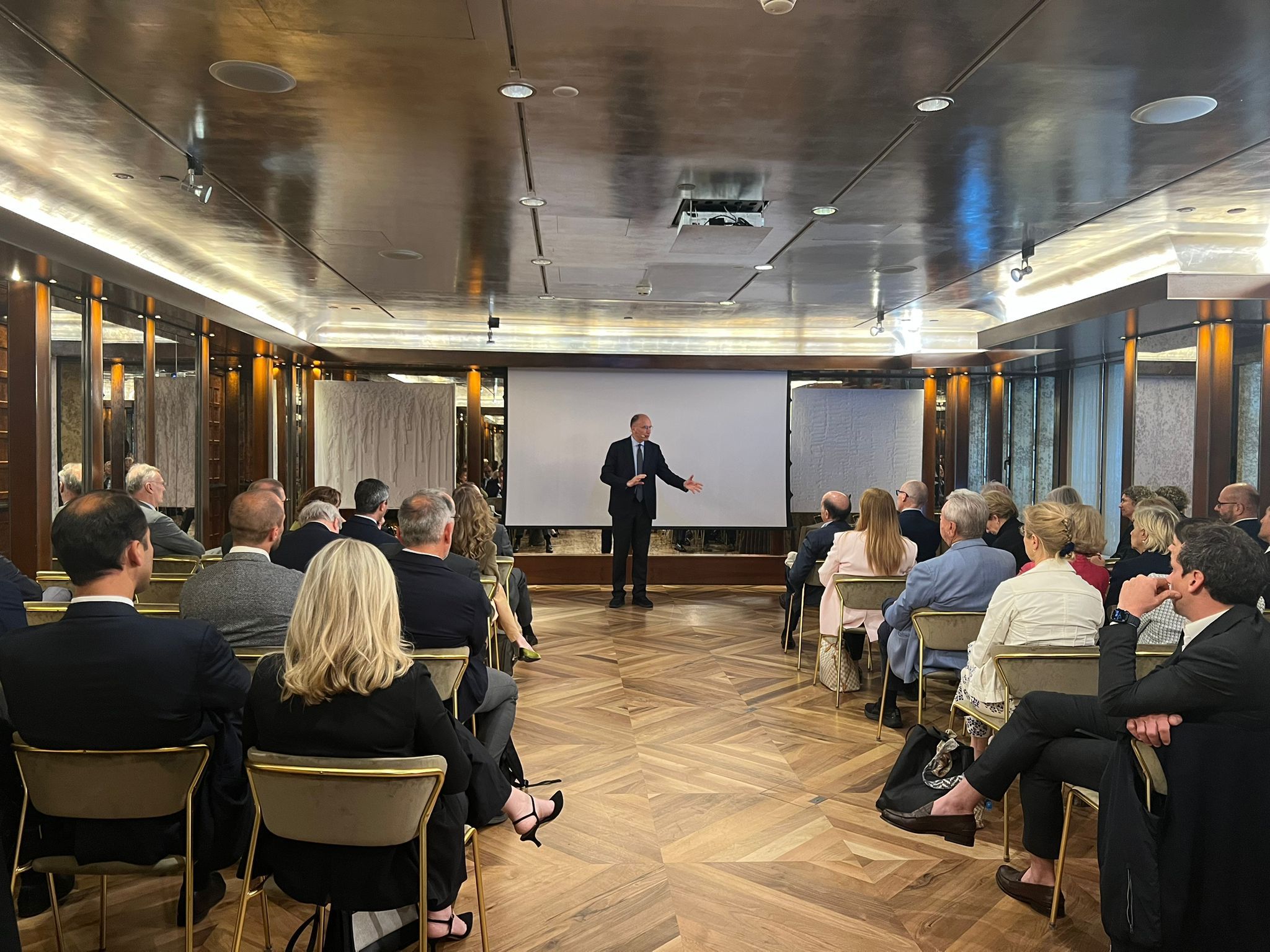 Evento con Letta